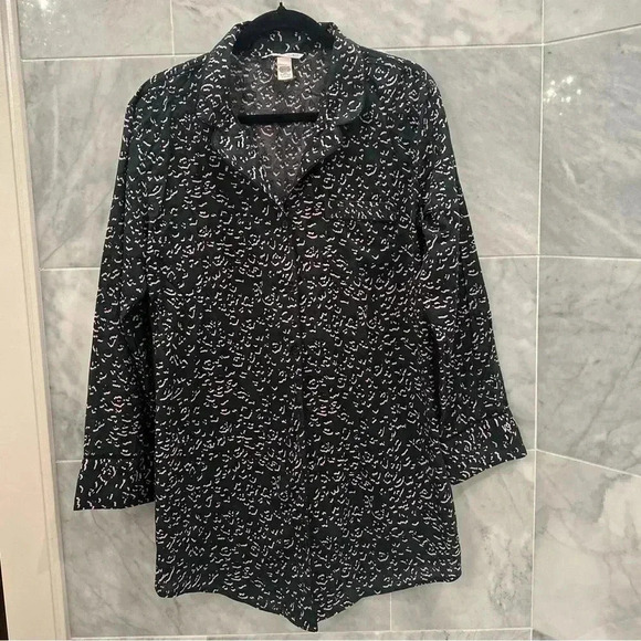 Victoria’s Secret cotton Long Sleeve Button Up Green Leopard Night Shirt Size M - Picture 1 of 11